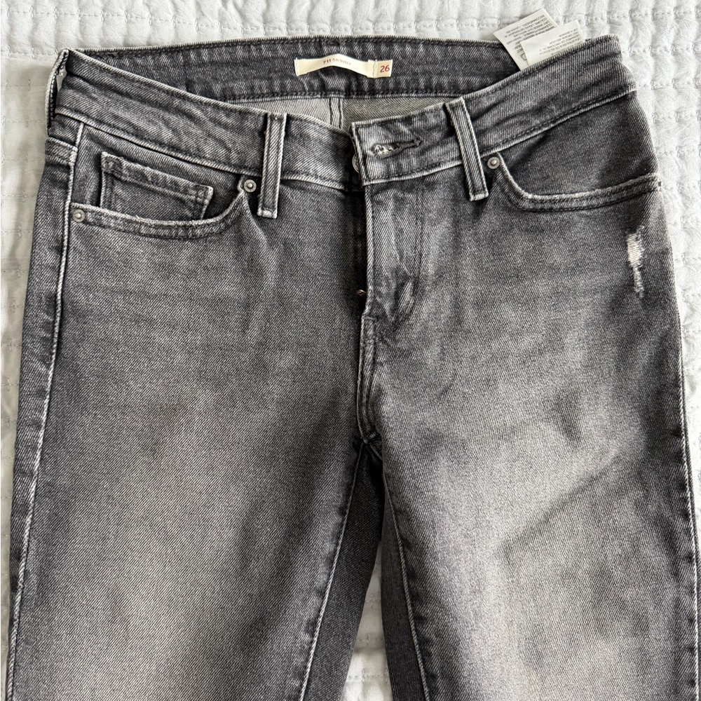 Levi's Women's Charcoal Skinny Jeans